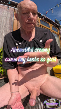 Just a Moment on a Hot Summers Day and Enjoy Your Cumlicous Cum