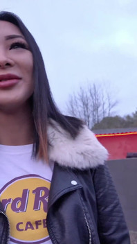Německý skaut - hubená německá thajská teen Kitty Hai Vyzvedni a promluv si s prvním castingem, šukání