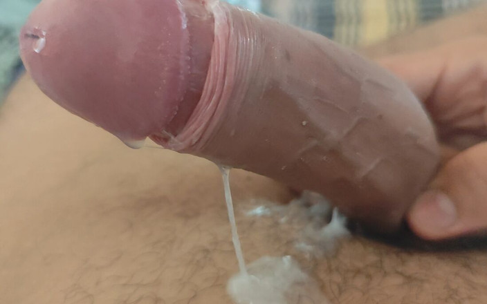 Straight Daddy Club: Tata Wyczerpany Po Długiej Masturbacji.