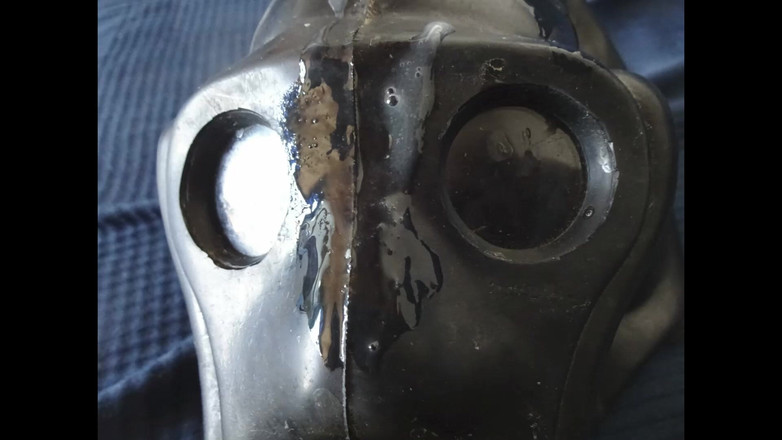 Linda Gumlin: Măști de gaz perverse Fan Bessy