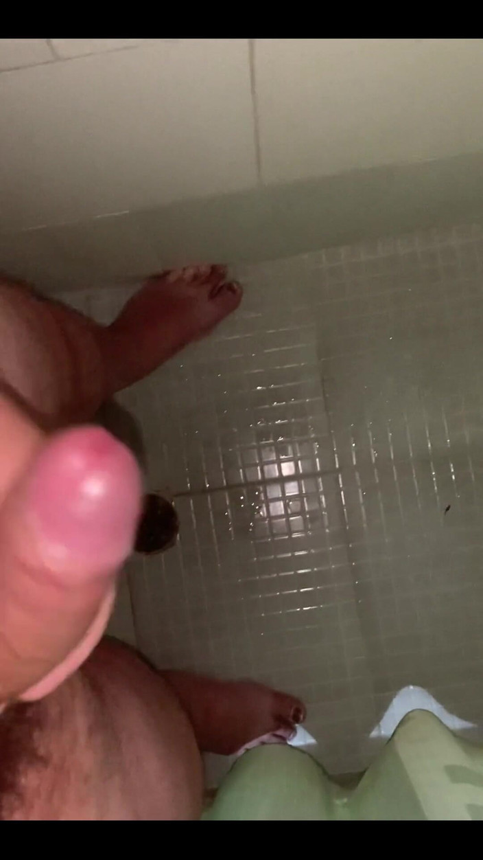 Ksanchez1203: Playful the Bath