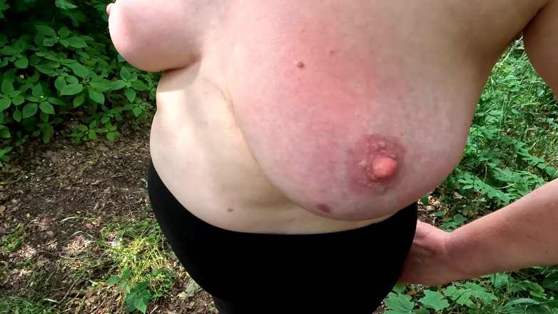 Bouncy Tits Action: Latihan untuk Rekod Dunia Dalam Tampar Tetek No.1 - Bahagian 5