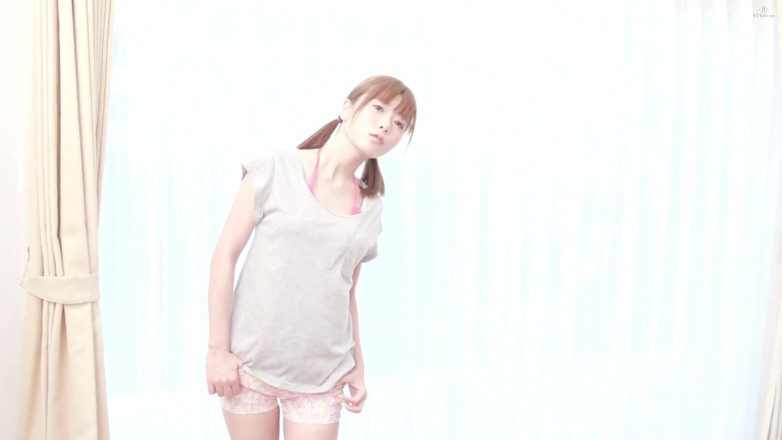 Raptor Inc: Noa Mizuhara a Slender Asian dreamgirl