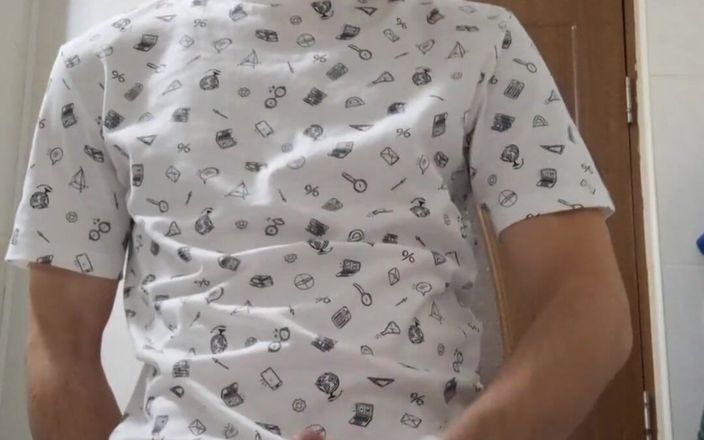 The college boy: Rychlá masturbace v koupelně