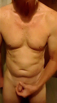 พ่อเลี้ยงหีเงี่ยนแอบเข้าไปในห้องกลางคืนแล้วเย็ดลูกสาวถูกต้อง