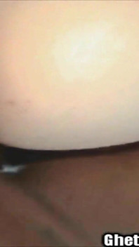 Asmr ghetto kočička kunda creampie kouření děvka nips n propíchnutý klitoris