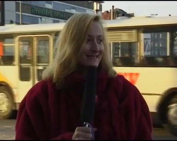German Homemade: Alman bayan amıyla oynamayı seviyor