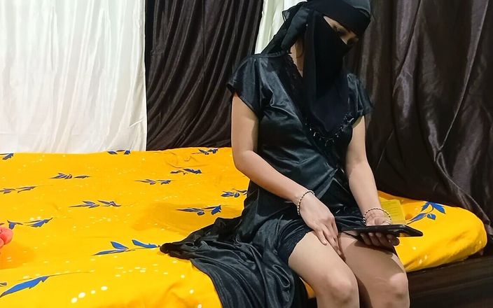 Dearshivani: Гарненьку мусульманську студентку жорстко трахає її хлопець
