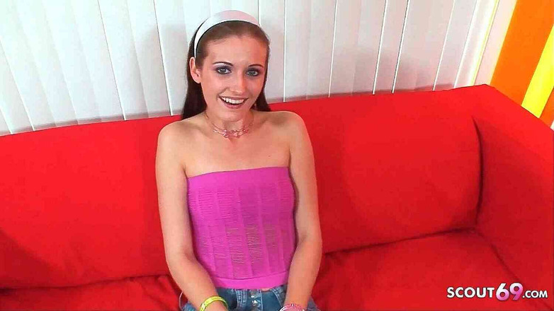 Full porn collection: Cute Young Girl Haily 18s First BBC Interracial Creampie Casting Fuck