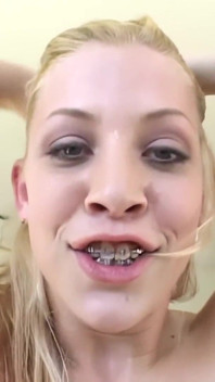Ein Riesiger Schwarzer Schwanz Für Eine Sehr Heiße Junge Leah Luv