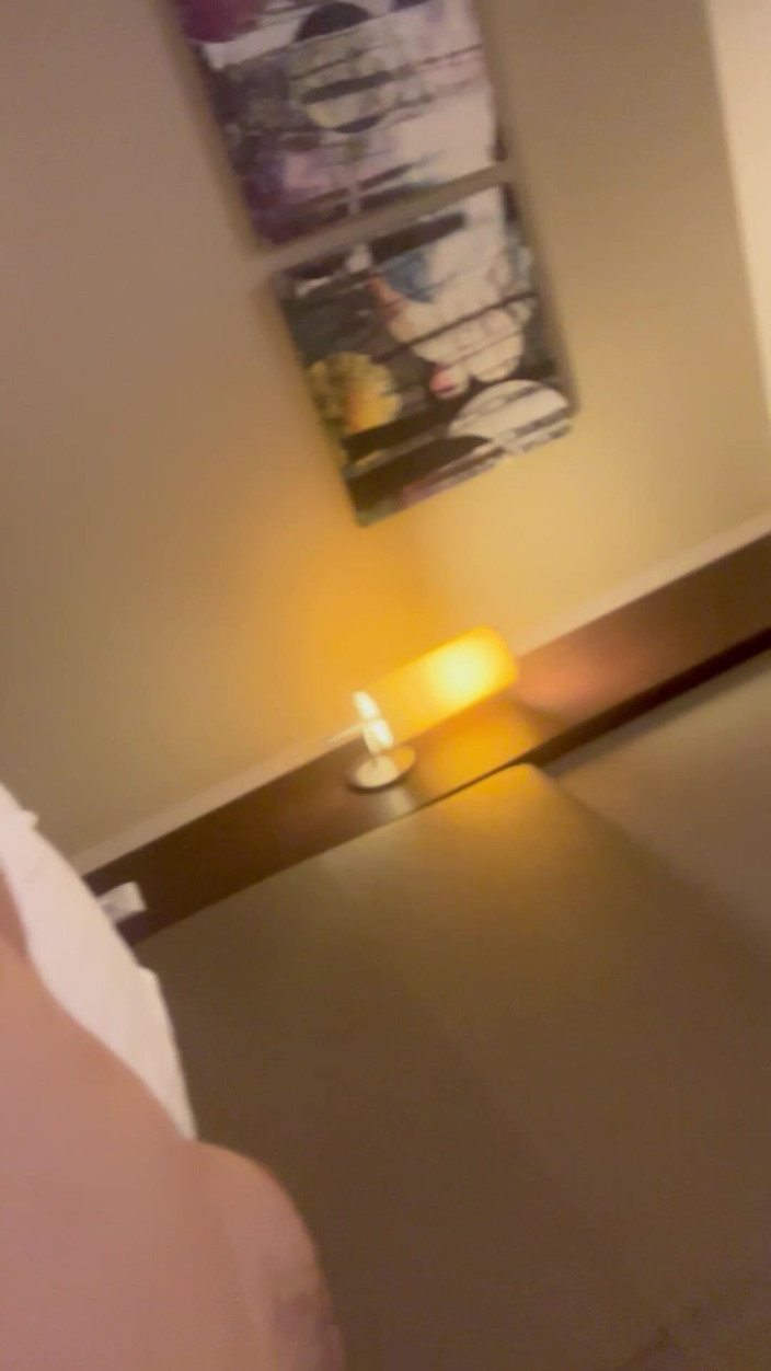 Jeffry: Wichsen und fingern in arsch