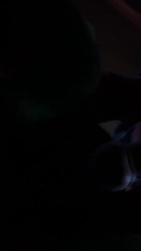 Elfo doble se asoció por un ork y un trol