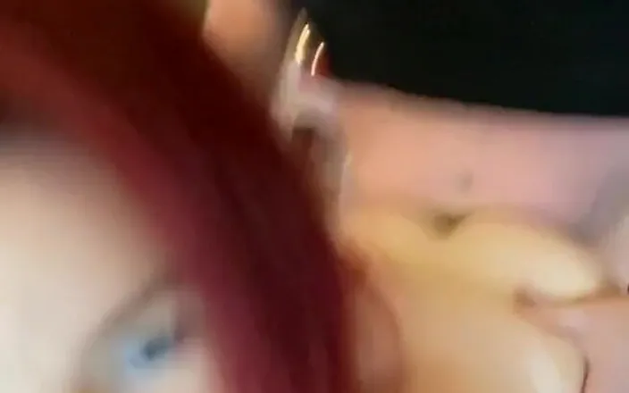 Ms Amanda: 当厨房椅子恰到好处的高度时