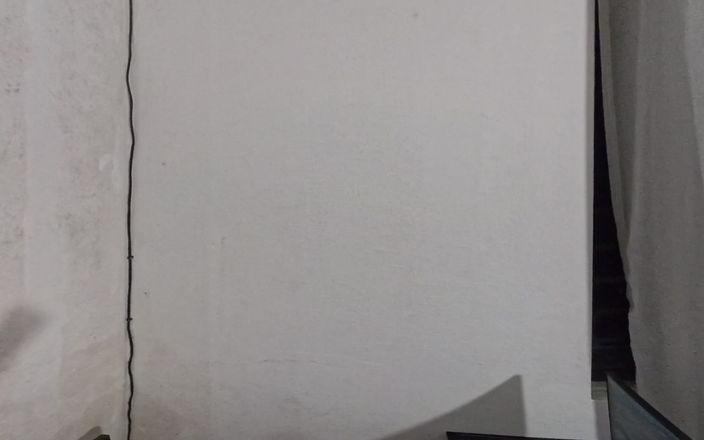 Kasallpimenta VR: Ibu rumah tangga yang kesepian nggak bisa menolak teknisi internet...