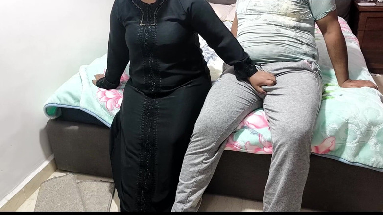 Arabic Bbw: Me follé a mi madrastra con mi amigo