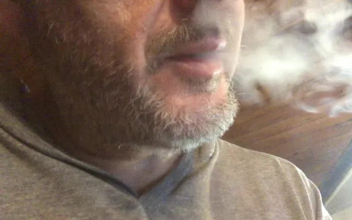 Fer All for pleasure: Sniffing and Smoking