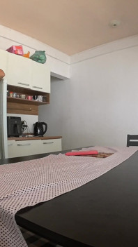 Flagrante, Una Moglie Con Un Amico Così Non Ha Bisogno Di Un Nemico