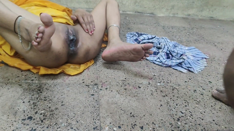 SapnaKumari290: Sapna Bhabhi Ka Chut Ka Bal Nikal Ke Chudai Karwai...