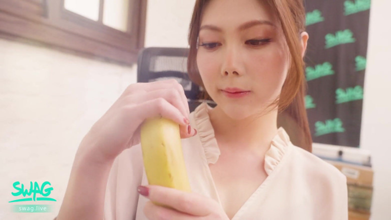 SWAG.live: สาวญี่ปุ่นสุดสวยโดนเย็ดแรงๆ
