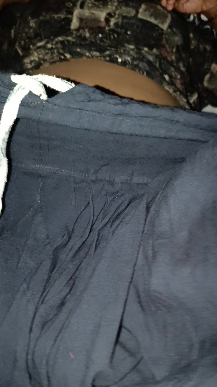 Bhabhi UP: 热辣的印度女友操我的继父在床上剪印地语音频