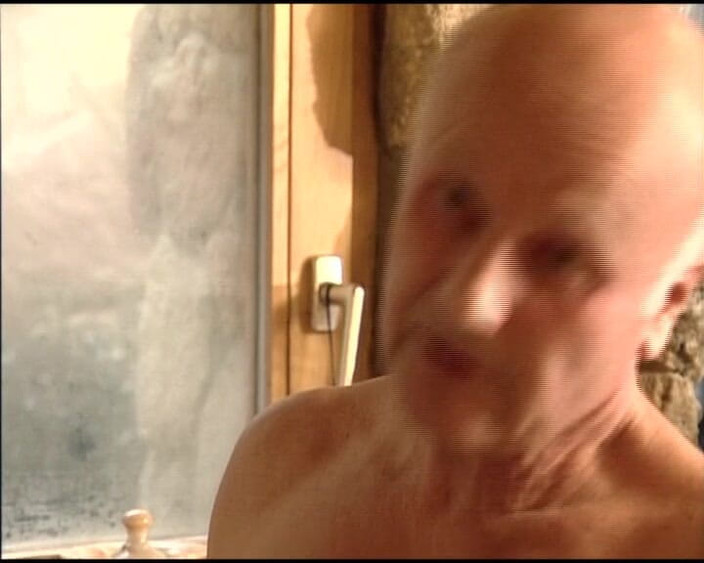 Deutsche Frauen: बूढ़ा लड़का शरारती जर्मन कमसिन को चाटता है