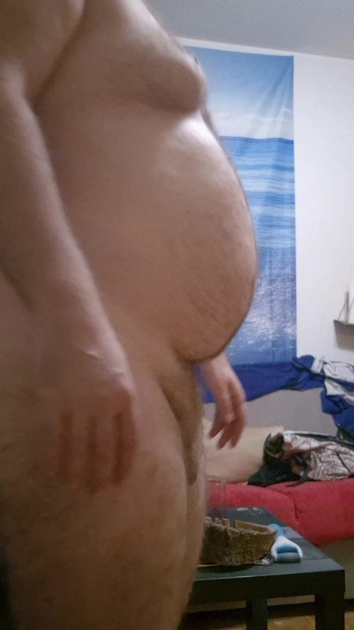 ChubbyDaddyBearLuka: Зрілий і волохатий ведмедик і її товста дупа