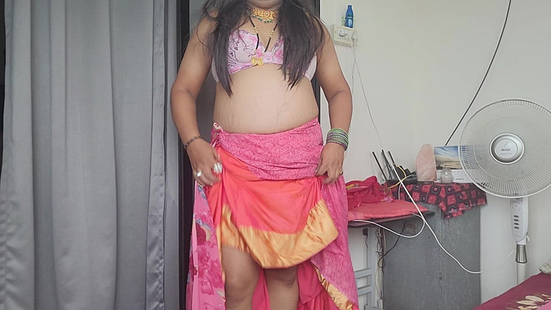 Indiansissychubby: Różowe Sari Laali Lal Lal Diste Mi Bhari Raja Bocha...