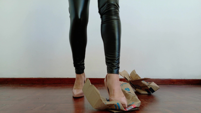 Kinky Lyrical: Stilettos Vs Cardboard