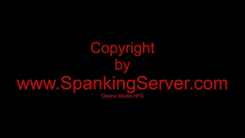 Spanking Server: Anastasia biciuiește pizda
