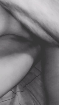 義理の妹が若い義理の弟に電話してセックス、こっそりトイレXXXで見ている