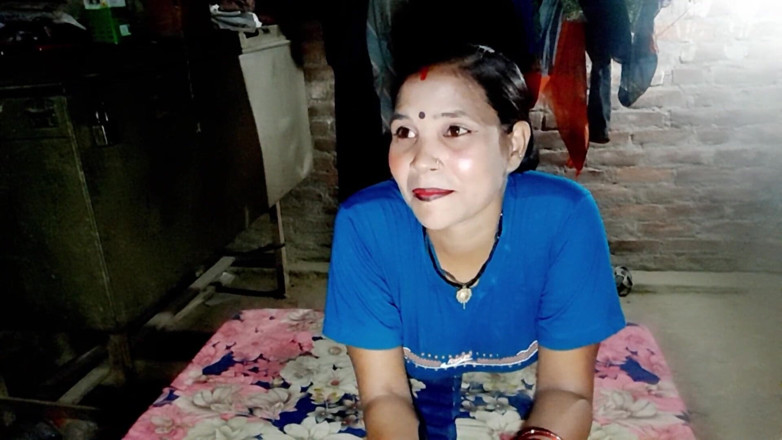 Renudbf: Stora bröst nyligen gift indisk bhabhi grov sex med devar...