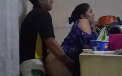 Il mio dipendente viene scopato in cucina