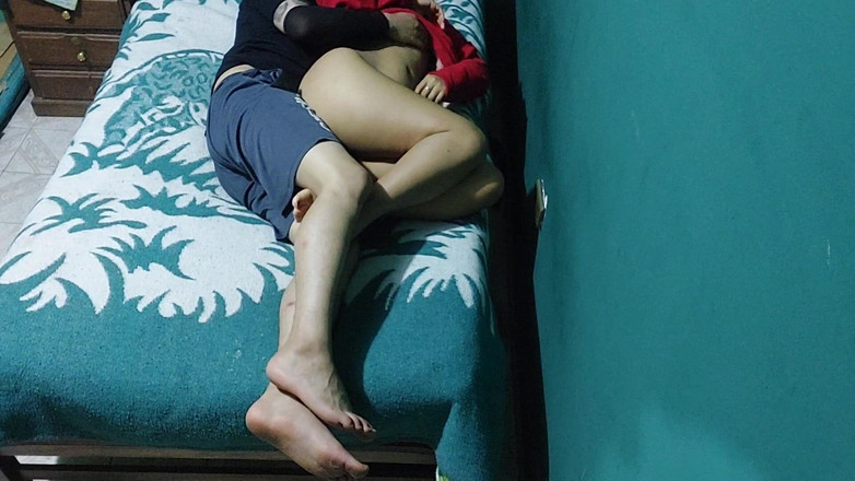Josyandhot: Sharing Bed with Sexy Bhabhi Indian