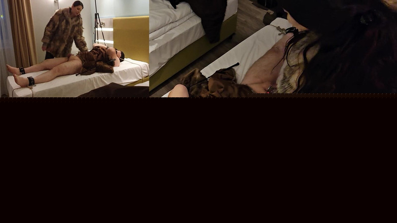 Femdom-Team-German: Моему наёмному рабу разрешили подарить мне меховую шубу — часть 3