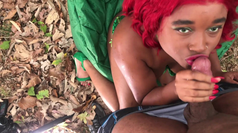 Super Hot Films: Halloween head for stepdaddy / Nina Rivera