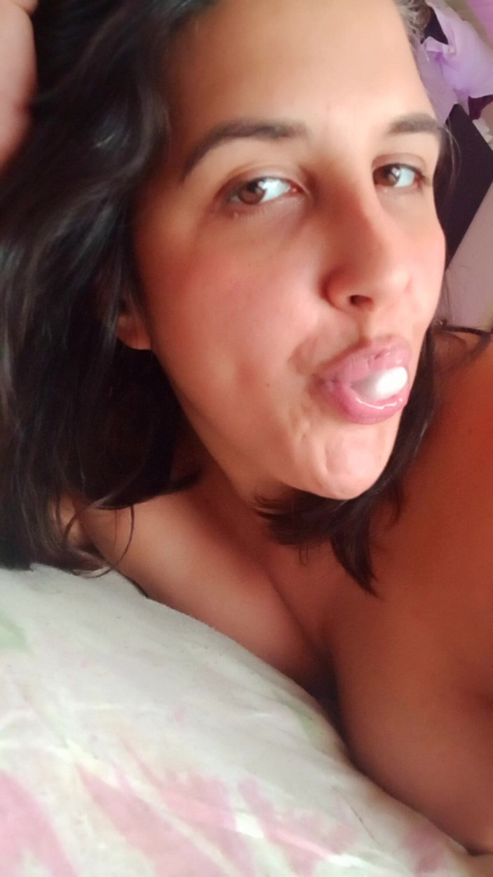melu_world: Nude Horny and Doing Big Bubbles for You - Bunny Looner