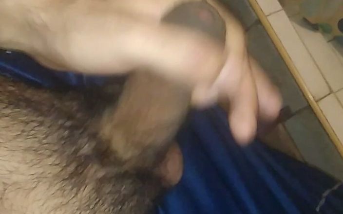 AlexAlejandro13: Tjock och upprätt