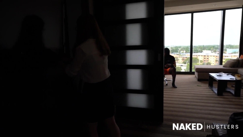 Naked Hustlers: Amy Quinn Always a Fun Time on Set | Bts Naked...