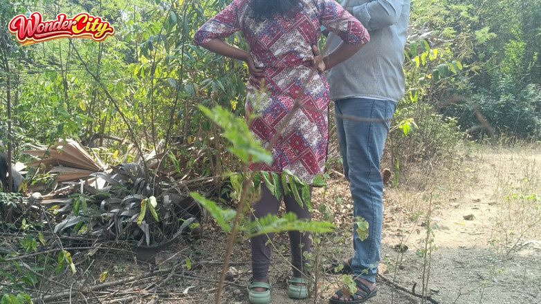 Magilmathi: フォレストとかわいい女の子が予想外の熱いロマンスを経験しました