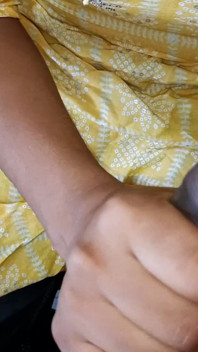 Pembantu nakal ini dientot habis-habisan sama kontol besar majikan dominannya, rekaman seks gadis india