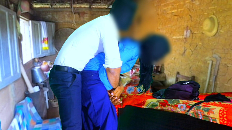 Rakul008: Sexo em Hut.desi Village School Girl tight pussy primeira vez...