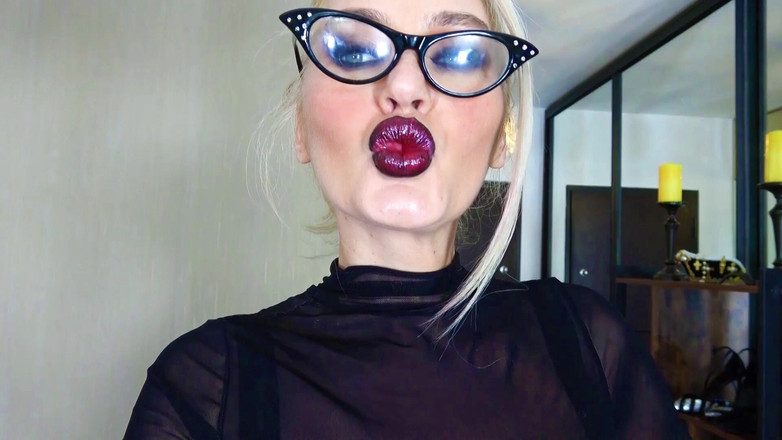 Goddess Celine: Domination en collants
