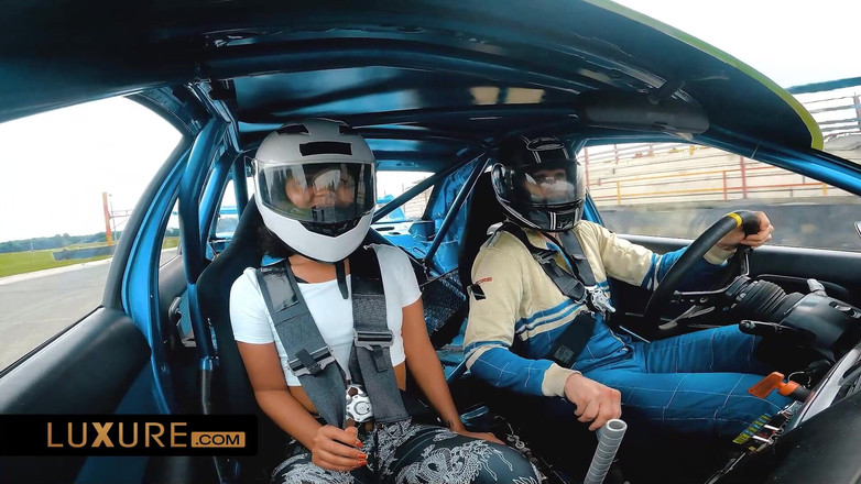 Luxure: Острые ощущения от Сельвы