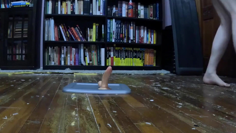 Miss Dimples: गोल-मटोल महिला अपने डिल्डो से खुद को चोदती है!