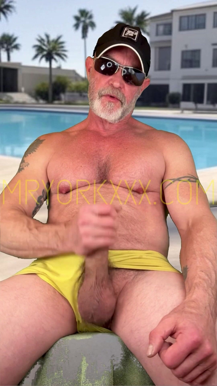 MrJamesYork: Ad Reel 2025 - Verticales