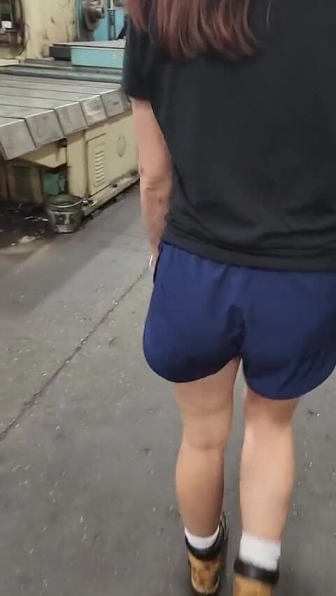Mimiandevan: Co-worker fucked at plant