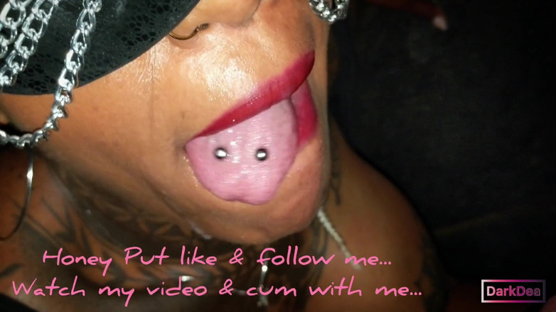 Dark Dea: Kinky Slut Queen Dark Dea wkurza i pieprzy Ogromny kutas...