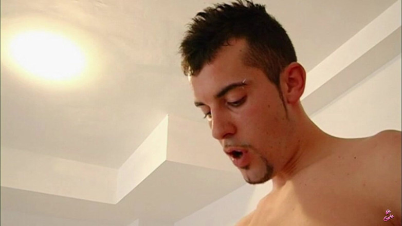 NN Girls: Court-circuit sexuel.