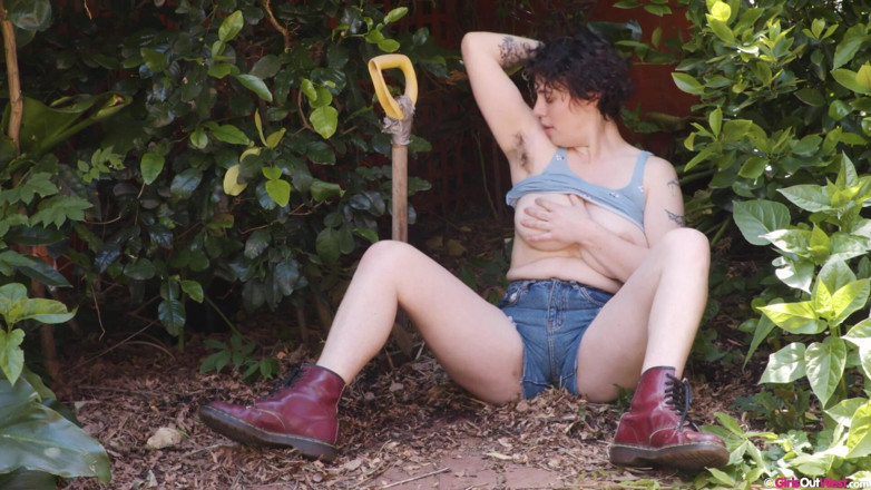 Girls Out West: Horny hairy gardener with big boobs masturbates outdoors