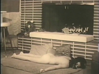 Vintage Usa: Si jalang muda seksi suka bermain dalam video seksi vintaj